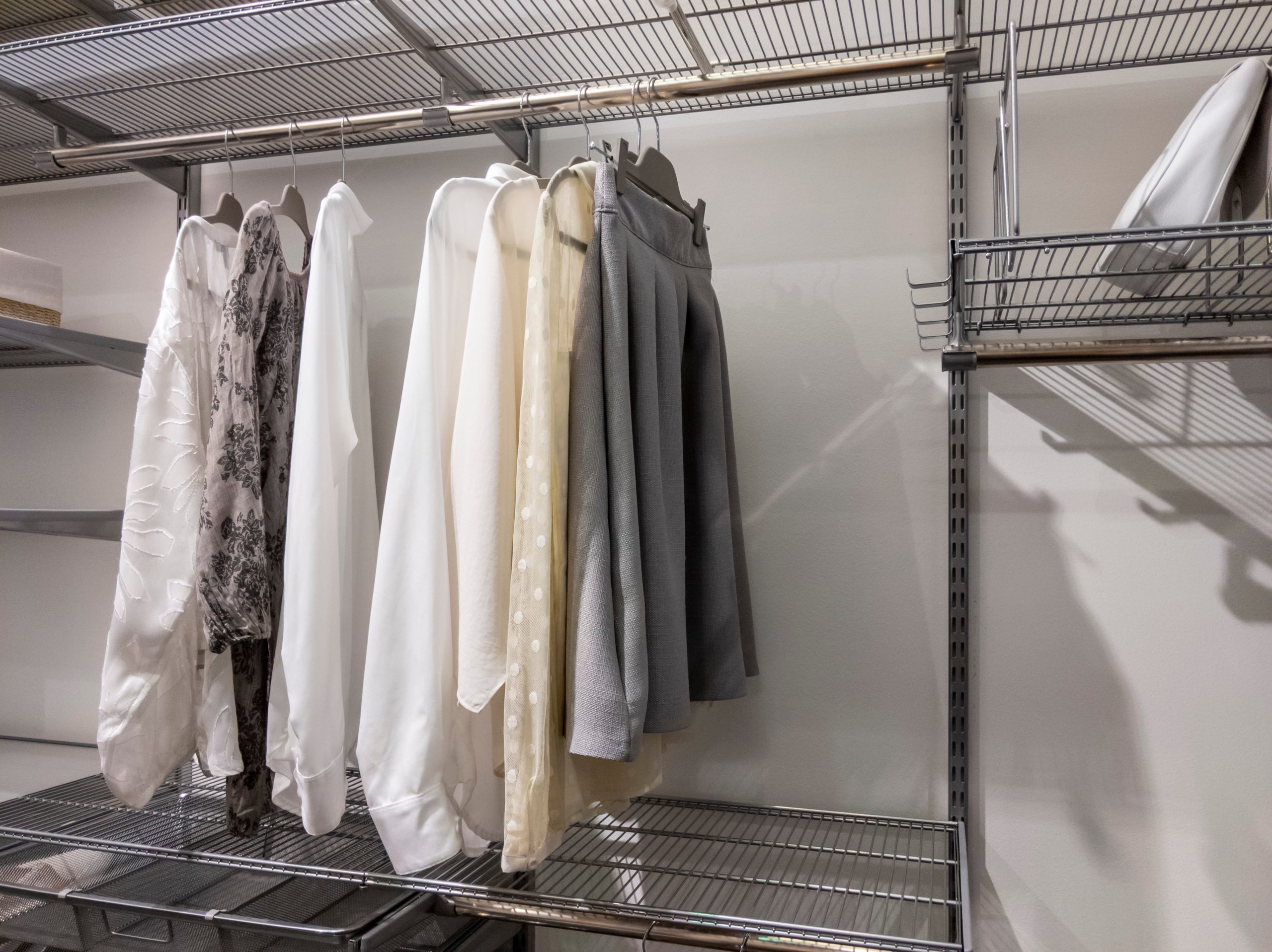 how to organize a walk in closet